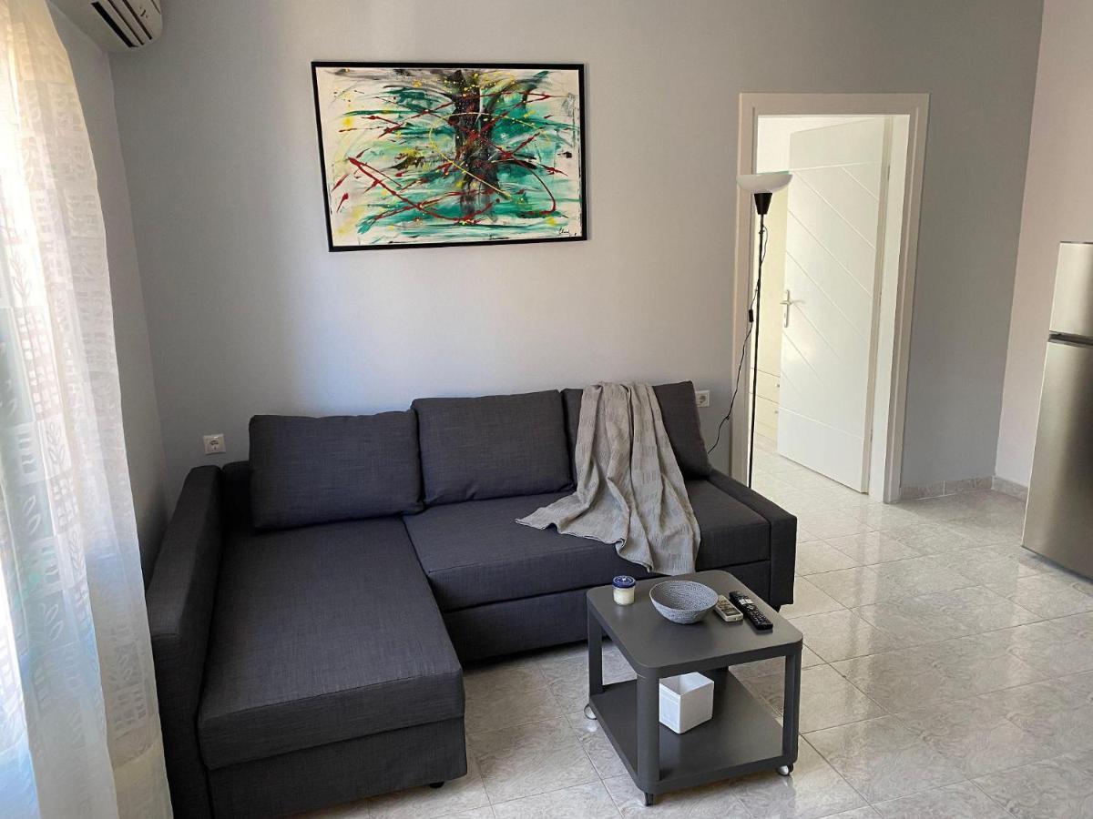 Paraskevi'S Apt - City Center W/ Lovely Park View Rhodes City Exterior photo