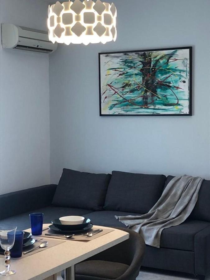 Paraskevi'S Apt - City Center W/ Lovely Park View Rhodes City Exterior photo